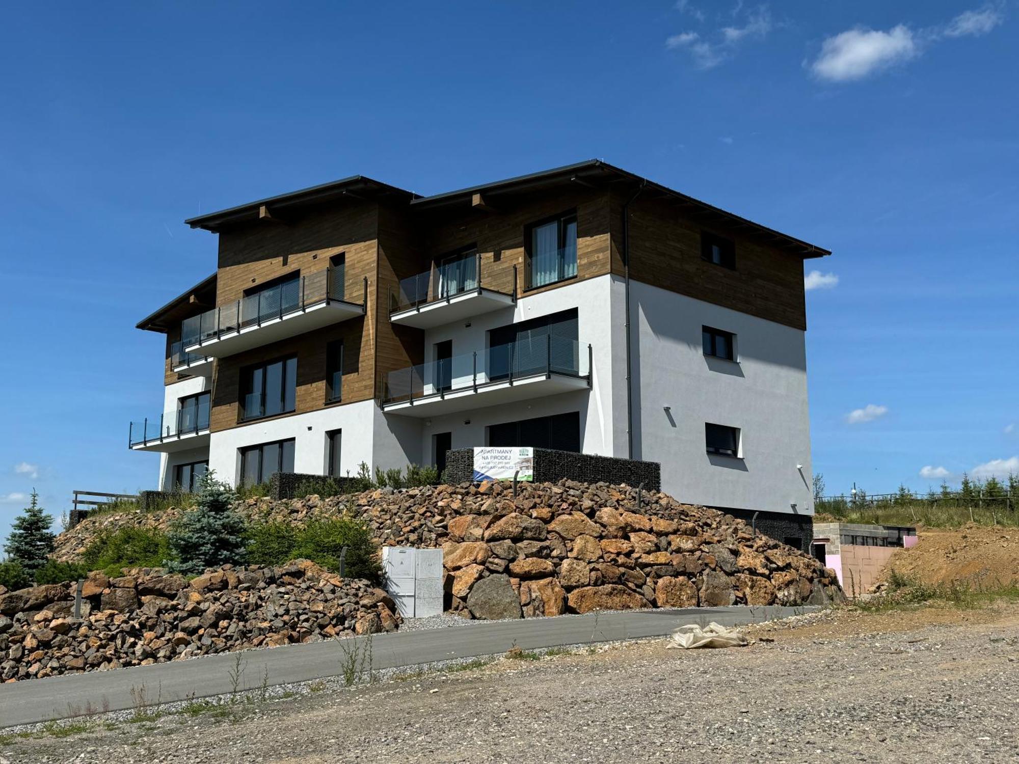 Apartmany Horizont Loučná pod Klínovcem Exterior foto